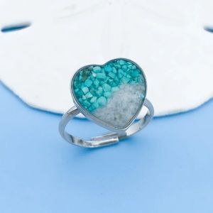 NWT🏝️ SAND/TURQUOISE PEBBLES RESIN ADJUSTABLE HEART BEACH RING One Size Fits All
